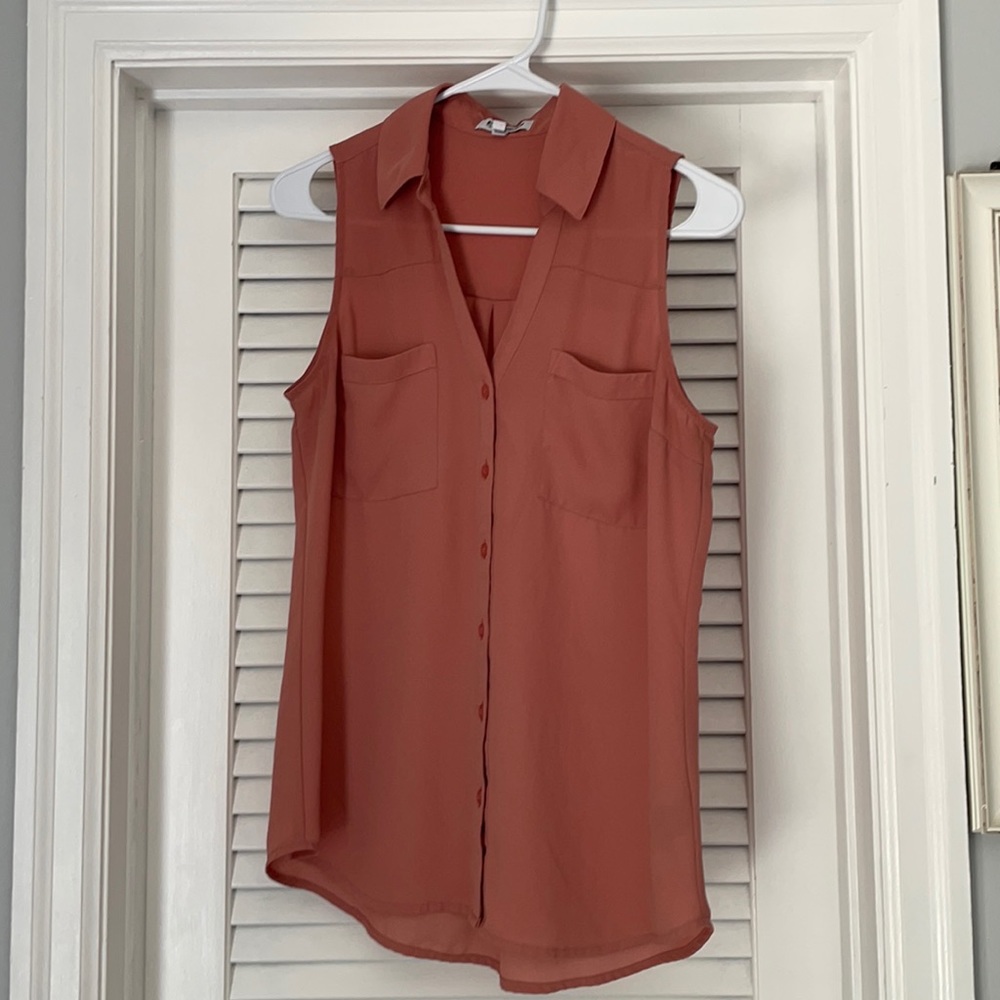 Express Sleeveless Portofino Button Down Blouse